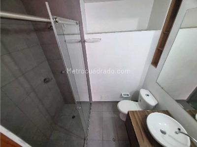 Casa de 3 alcobas en venta en Chico Navarra, Bogotá, 180 m² · foto 19 de 20