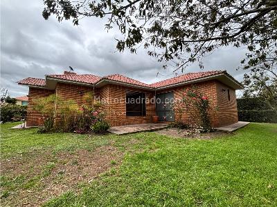 Casa de 3 alcobas en venta en Cajica, Cajicá, 738 m² · foto 2 de 20