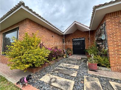 Casa de 3 alcobas en venta en Cajica, Cajicá, 738 m² · foto 4 de 20