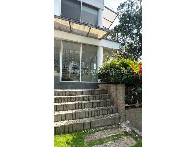 Casa de 3 alcobas en venta en Cabecera Del Llano, Bucaramanga, 290 m² · foto 3 de 12