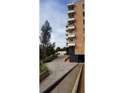 Apartamento de 3 alcobas en venta en Cerros De Sotileza, Bogotá, 240 m² · foto 15 de 20