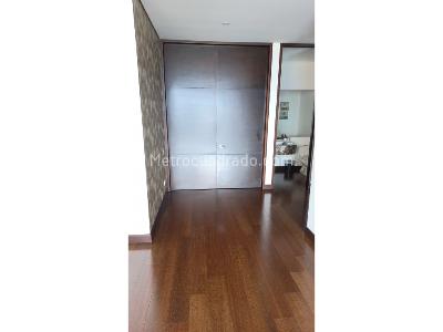 Apartamento de 3 alcobas en venta en Cerros De Sotileza, Bogotá, 240 m² · foto 17 de 20