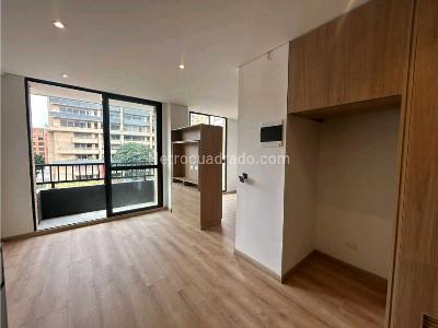 Apartaestudio en venta en Chapinero, Bogotá, 32 m² · foto 2 de 8