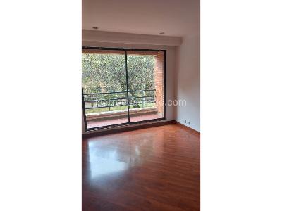 Apartamento de 3 alcobas en arriendo en Chico Navarra, Bogotá, 205 m² · foto 4 de 20