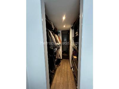Apartamento de 1 alcoba en arriendo en Calleja Alta, Bogotá, 56 m² · foto 8 de 19