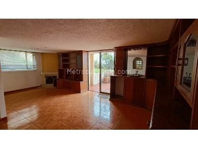 Casa de 4 alcobas en venta en Lindaraja, Bogotá, 415 m² · foto 15 de 20