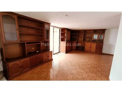 Casa de 4 alcobas en venta en Lindaraja, Bogotá, 415 m² · foto 16 de 20