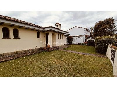 Casa de 4 alcobas en venta en Lindaraja, Bogotá, 415 m² · foto 18 de 20