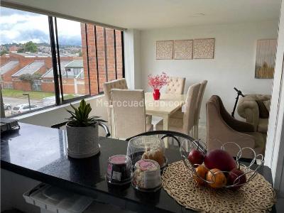 Apartamento en venta en Norte, Bogotá · foto 2 de 17