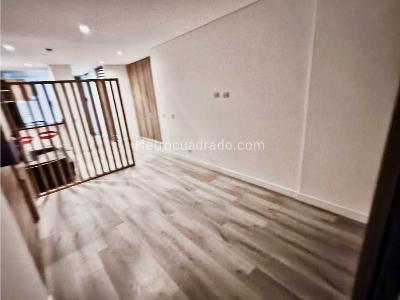 Apartaestudio en venta en Chico, Bogotá, 38 m² · foto 7 de 19
