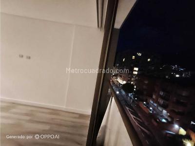Apartaestudio en venta en Chico, Bogotá, 38 m² · foto 8 de 19
