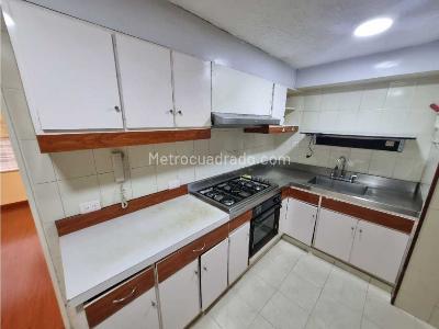 Apartamento de 3 alcobas en venta en Unicentro, Bogotá, 137 m² · foto 10 de 20