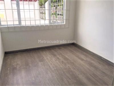 Casa de 3 alcobas en venta en Quinta Paredes, Bogotá, 101 m² · foto 9 de 19