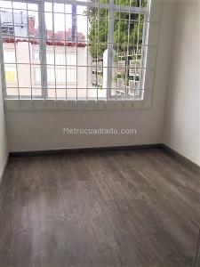 Casa de 3 alcobas en venta en Quinta Paredes, Bogotá, 101 m² · foto 10 de 19