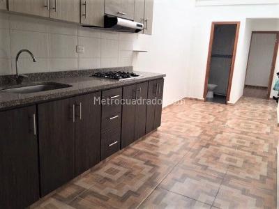 Casa de 3 alcobas en venta en Quinta Paredes, Bogotá, 101 m² · foto 7 de 19