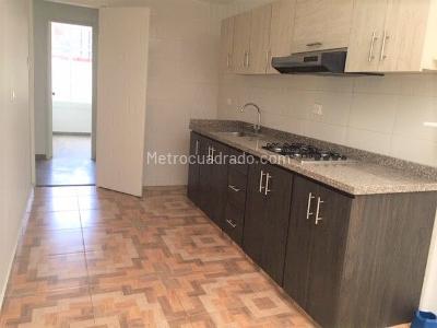 Casa de 3 alcobas en venta en Quinta Paredes, Bogotá, 101 m² · foto 3 de 19