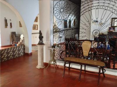 Casa en venta en La Castellana, Montería · foto 2 de 5