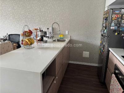 Apartamento de 2 alcobas en venta en Molinos Norte, Bogotá, 65 m² · foto 4 de 20