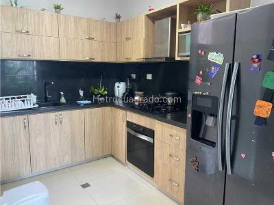 Apartamento en venta en La Castellana, Montería · foto 4 de 9