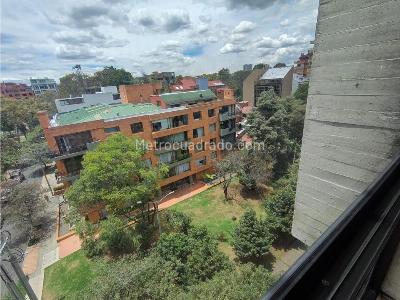Apartamento en venta en Chico Virrey, Bogotá · foto 8 de 19