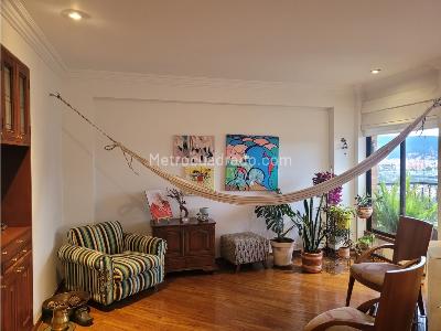 Apartamento de 3 alcobas en venta en Casablanca, Bogotá, 164 m² · foto 2 de 20