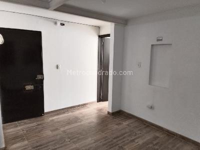 Apartamento de 2 alcobas en arriendo en Centro La Macarena, Bogotá, 55 m² · foto 2 de 14