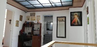 Casa de 3 alcobas en venta en Santa Isabel Occidental, Bogotá, 300 m² · foto 6 de 11