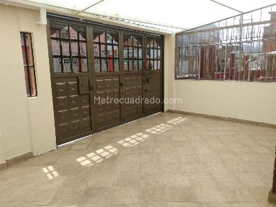 Casa de 4 alcobas en venta en Muzu, Bogotá, 123 m² · foto 2 de 19