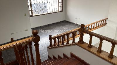 Casa de 4 alcobas en venta en La Alhambra Central, Bogotá, 330 m² · foto 11 de 20