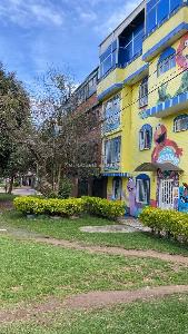 Casa de 5 alcobas en venta en Suba Lombardia, Bogotá, 80 m² · foto 4 de 17