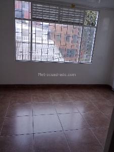 Casa de 5 alcobas en venta en Suba Lombardia, Bogotá, 80 m² · foto 7 de 17