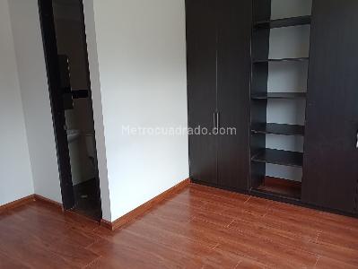 Apartamento de 2 alcobas en arriendo en Balcones De Oriente, Bogotá, 52 m² · foto 3 de 13