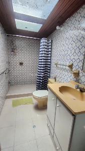Casa de 5 alcobas en venta en El Claret Sur, Bogotá, 200 m² · foto 11 de 15