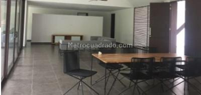 Casa de 4 alcobas en arriendo en Hacienda La Primavera, Villavicencio, 450 m² · foto 7 de 15