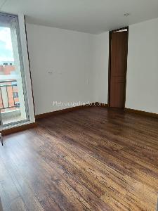 Apartamento de 3 alcobas en venta en Villas De Granada, Bogotá, 84 m² · foto 6 de 20