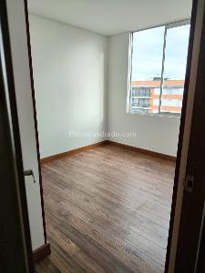 Apartamento de 3 alcobas en venta en Villas De Granada, Bogotá, 84 m² · foto 13 de 20