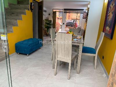 Casa en venta en Covandonga, Chía · foto 2 de 18
