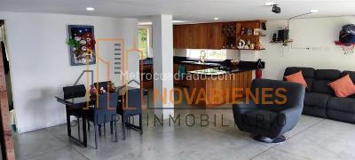 Casa de 5 alcobas en venta en Catedral, Envigado, 399 m² · foto 3 de 15