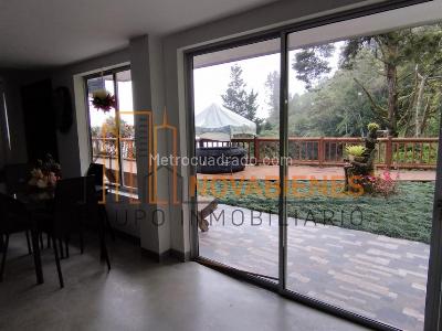Casa de 5 alcobas en venta en Catedral, Envigado, 399 m² · foto 5 de 15