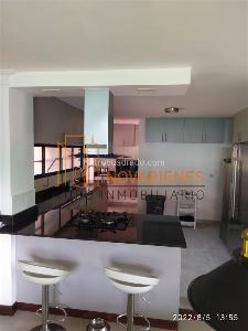 Casa de 3 alcobas en venta en Alta De Las Flores, Sabaneta, 295 m² · foto 2 de 16