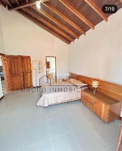 Casa de 3 alcobas en venta en Alta De Las Flores, Sabaneta, 295 m² · foto 5 de 16