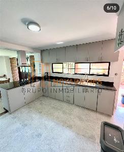 Casa de 3 alcobas en venta en Alta De Las Flores, Sabaneta, 295 m² · foto 6 de 16