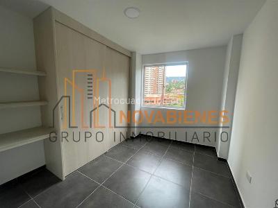 Apartamento de 3 alcobas en venta en Asdesillas, Sabaneta, 200 m² · foto 4 de 16