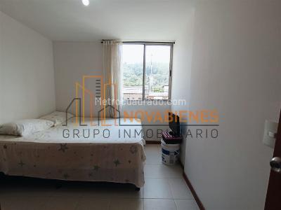 Apartamento en venta en Los Colores, Medellín · foto 6 de 20