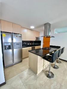 Apartamento de 3 alcobas en venta en Loma De Las Brujas, Envigado, 105 m² · foto 2 de 20