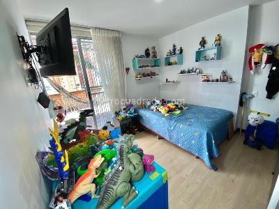 Apartamento de 3 alcobas en venta en Loma De Las Brujas, Envigado, 105 m² · foto 10 de 20