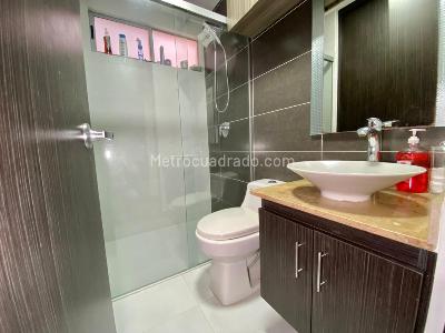 Apartamento de 3 alcobas en venta en Loma De Las Brujas, Envigado, 105 m² · foto 17 de 20
