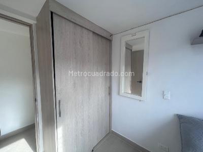 Apartamento de 3 alcobas en venta en San Jose, Sabaneta, 56 m² · foto 13 de 15