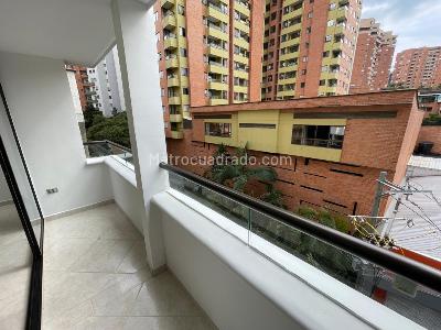 Apartamento de 3 alcobas en venta en San Joaquin, Sabaneta, 106 m² · foto 10 de 20