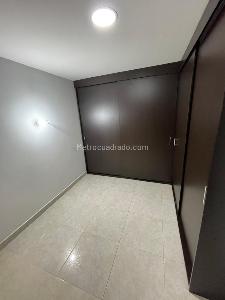 Apartamento de 3 alcobas en venta en San Joaquin, Sabaneta, 106 m² · foto 13 de 20